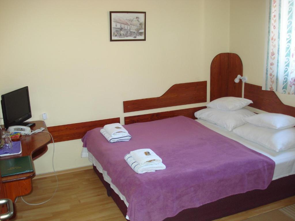 Szent György Fogadó Pécs Habitación foto